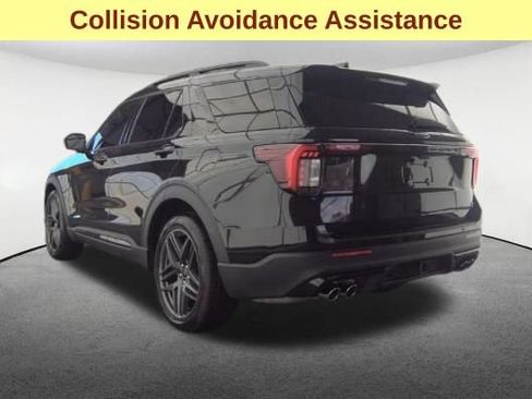 Used 2025 Ford Explorer ST AWD/4WD image 8