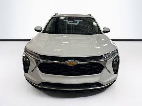 New 2026 Chevrolet Trax LT w/ Driver Confidence Package image 4