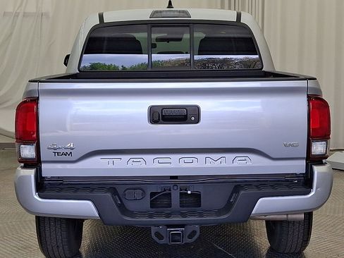 Certified 2023 Toyota Tacoma SR AWD/4WD image 23