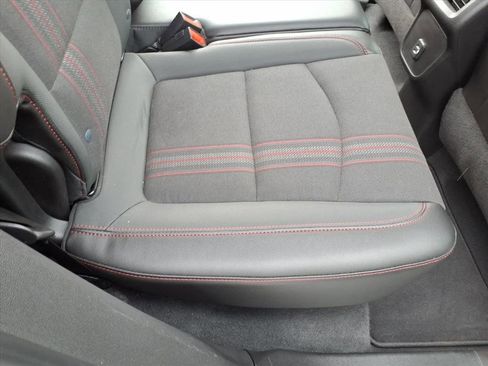 Used 2022 Chevrolet Equinox RS image 18