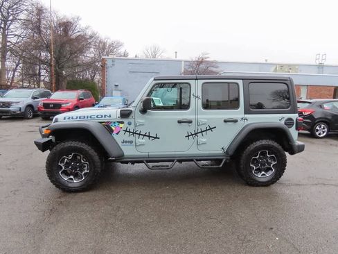Used 2023 Jeep Wrangler Rubicon w/ Cold Weather Group image 3