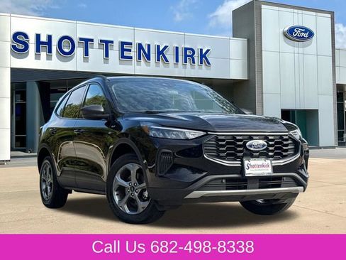 Used 2025 Ford Escape ST-Line AWD/4WD image 1