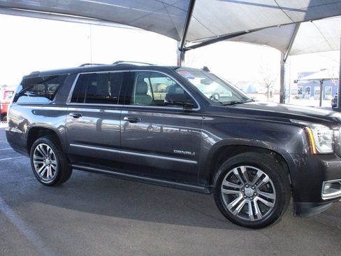 Used 2018 GMC Yukon XL Denali w/ Denali Ultimate Package image 22