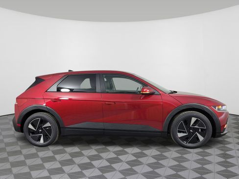 New 2026 Hyundai Ioniq 5 SEL image 2