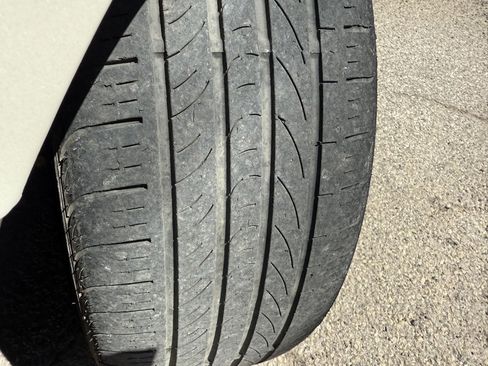 Used 2011 Cadillac CTS AWD Sedan image 15