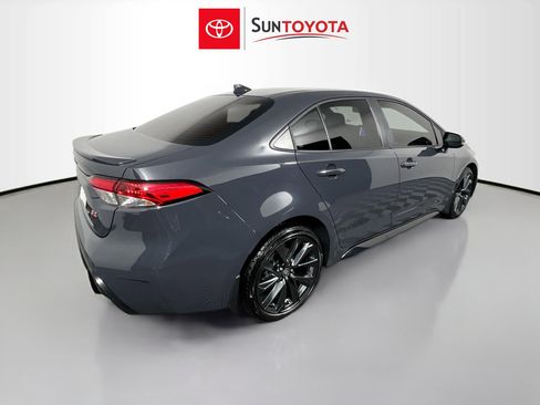 Used 2025 Toyota Corolla SE image 4