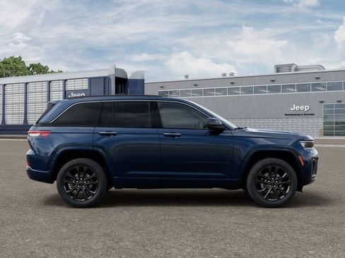 New 2026 Jeep Grand Cherokee Limited AWD/4WD image 10