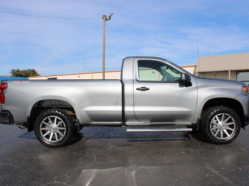 Used 2021 Chevrolet Silverado 1500 W/T w/ WT Convenience Package AWD/4WD image 3