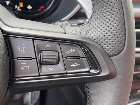 New 2025 Alfa Romeo Stelvio Sprint image 25