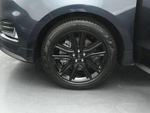 Used 2024 Ford Edge ST-Line w/ Class II Trailer Tow Package image 35