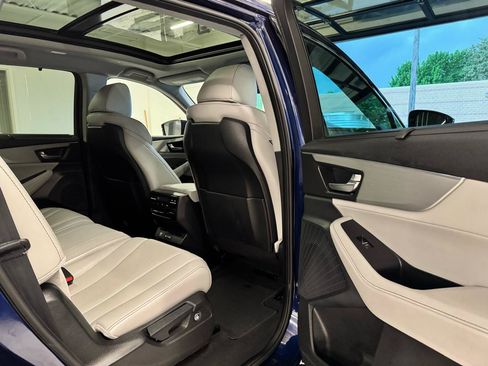 Used 2023 Acura MDX SH-AWD w/ Technology Package image 30