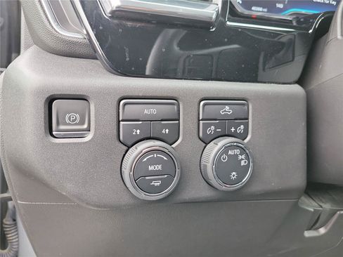 Used 2023 Chevrolet Silverado 1500 LT AWD/4WD image 22