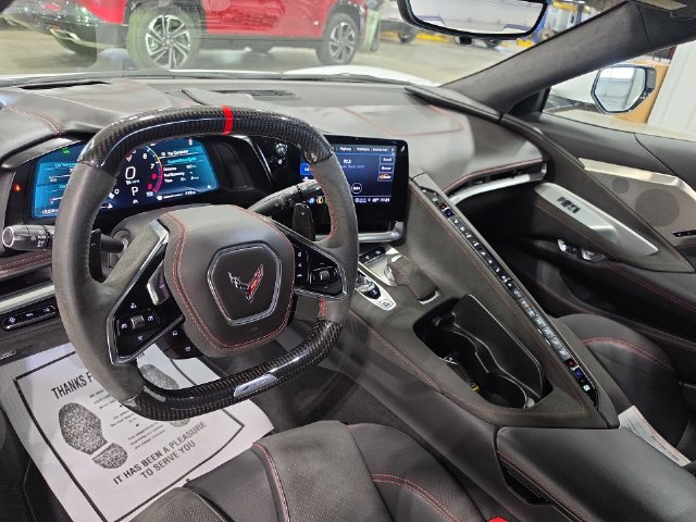 Used 2023 Chevrolet Corvette Z06 RWD image 9