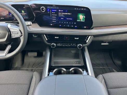 New 2026 Chevrolet Suburban LS RWD image 17