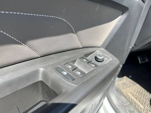 Used 2023 Volkswagen Atlas SEL R-Line AWD/4WD image 20