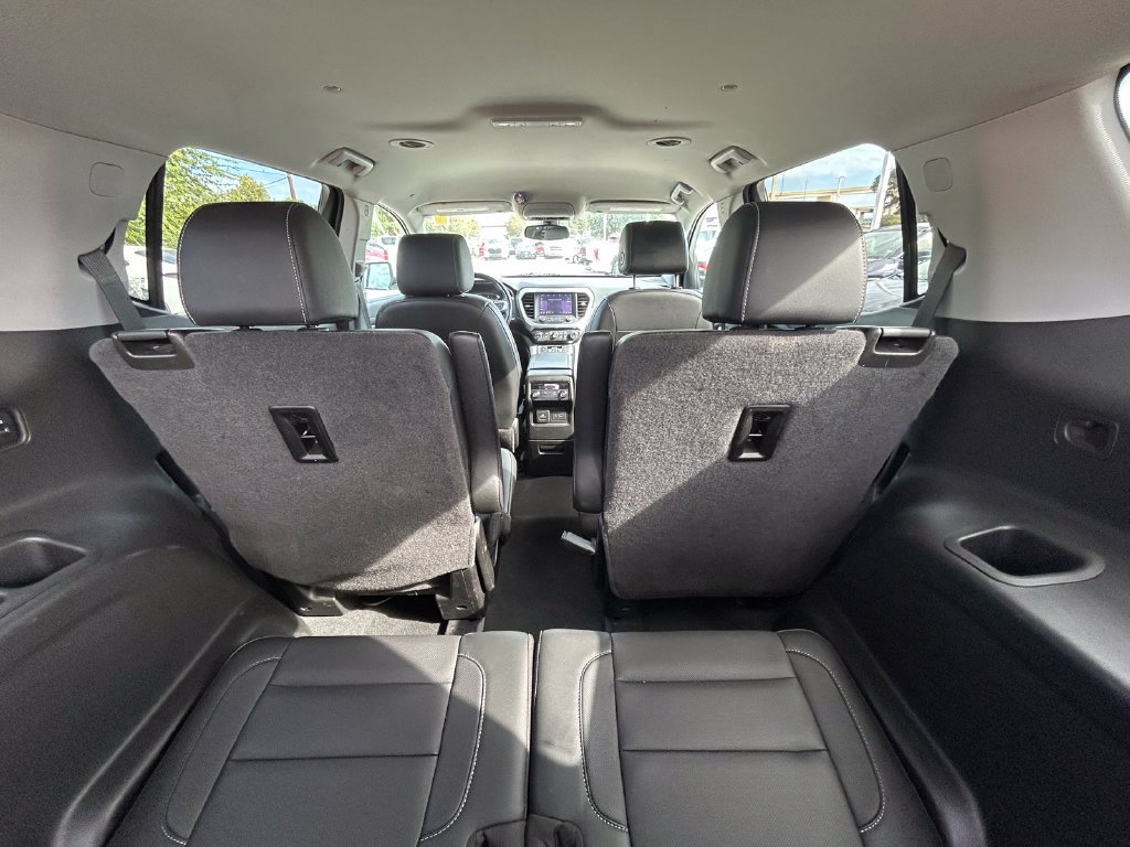 Used 2020 GMC Acadia SLT FWD image 14