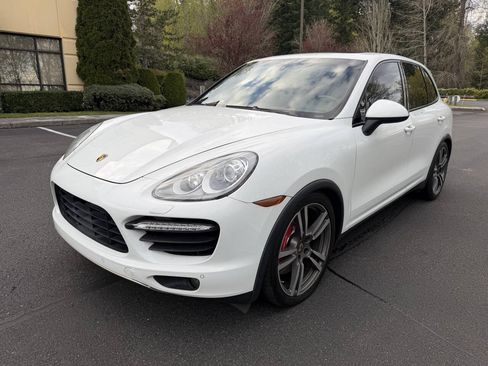 Used 2013 Porsche Cayenne Turbo AWD/4WD image 1