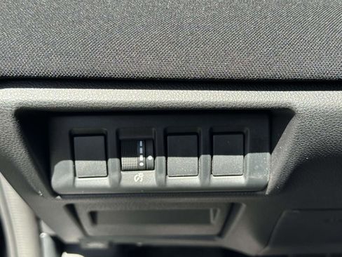 Certified 2025 Subaru Outback AWD/4WD image 31