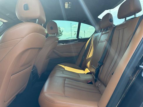 Used 2018 BMW 530i xDrive AWD/4WD image 16