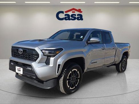 Used 2024 Toyota Tacoma TRD Sport RWD image 6