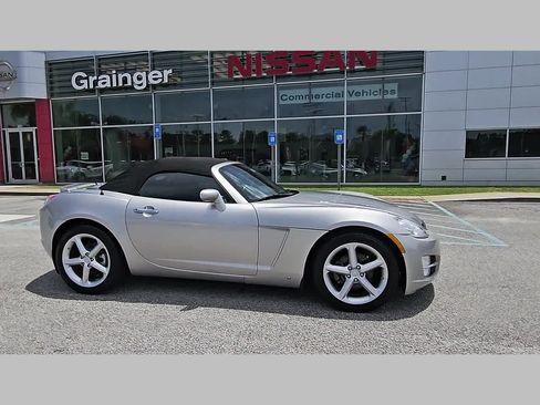 Used 2008 Saturn Sky RWD image 35
