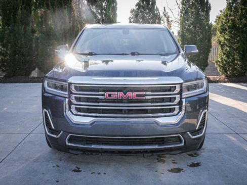 Used 2020 GMC Acadia SLE image 3