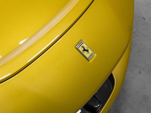 Used 2022 Ferrari SF90 Spider AWD/4WD image 44