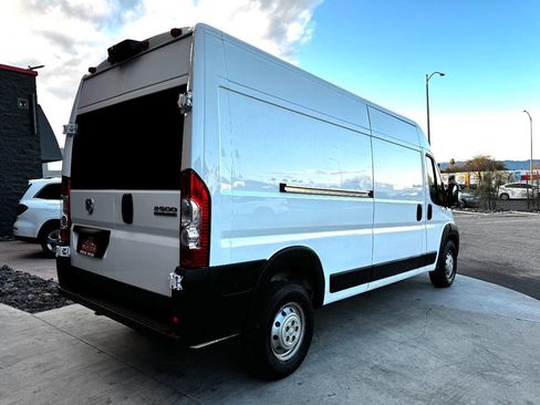 Used 2023 RAM ProMaster 2500 image 11