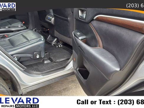 Used 2016 Toyota Highlander Limited image 38