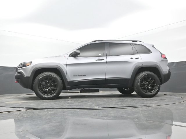 Used 2021 Jeep Cherokee Trailhawk w/ Trailer Tow Group AWD/4WD image 55