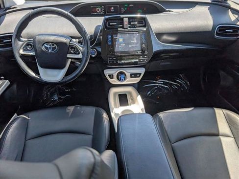 Used 2016 Toyota Prius Three Touring FWD image 15