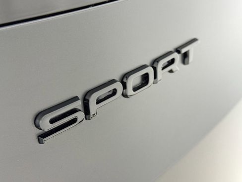 Used 2025 Land Rover Range Rover Sport Dynamic SE AWD/4WD image 23