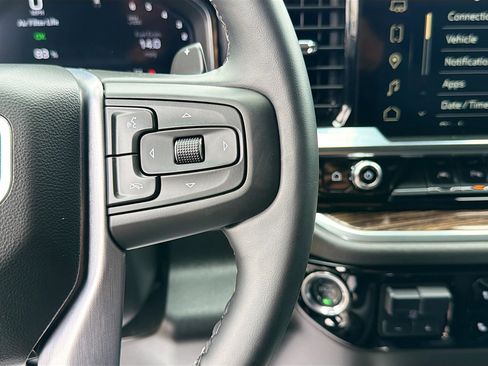 Used 2025 GMC Sierra 1500 Elevation w/ Elevation Premium Package image 36