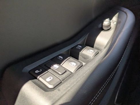 Used 2022 Jeep Grand Cherokee L Limited RWD image 29
