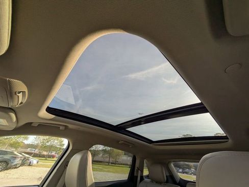 Used 2023 Lincoln Nautilus Reserve w/ Equipment Group 201A image 22