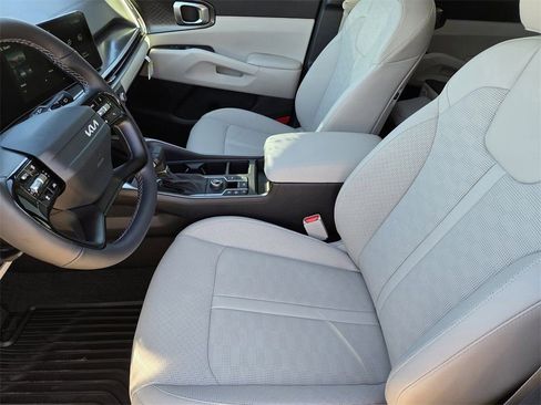 New 2026 Kia Sorento S w/ S Panoramic Sunroof Package FWD image 10