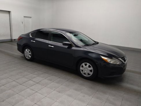 Used 2018 Nissan Altima 2.5 S w/ S Convenience Package FWD image 11