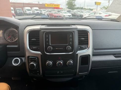 Used 2020 RAM 1500 Classic SLT image 6