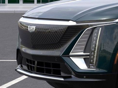 New 2026 Cadillac Lyriq Luxury RWD image 13
