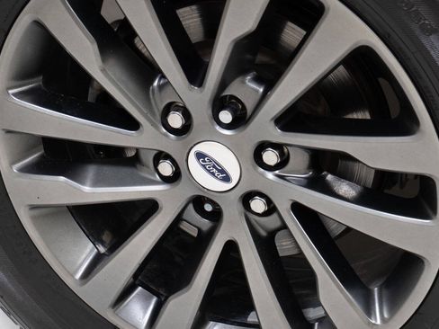 Used 2018 Ford Expedition Max Limited w/ Equipment Group 301A RWD image 99