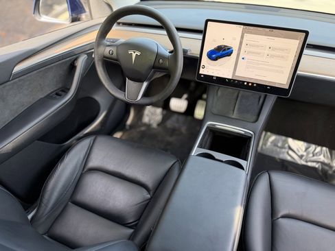 Used 2022 Tesla Model Y Performance image 40