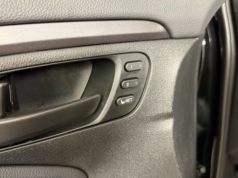 Used 2024 Honda Passport EX-L image 16