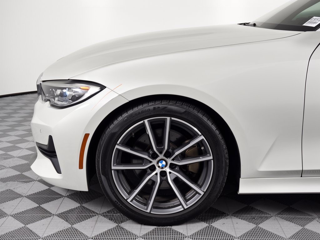 Used 2020 BMW 330i Sedan w/ Premium Package RWD image 13