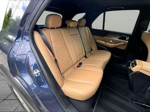 Certified 2025 Mercedes-Benz GLE 450e 4MATIC image 28
