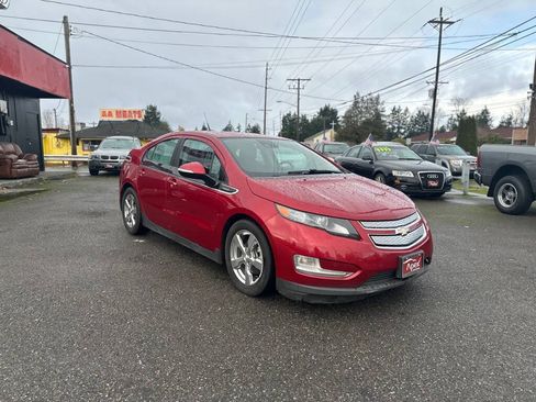 Used 2013 Chevrolet Volt Premium w/ Premium Trim Package FWD image 4