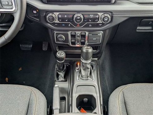 New 2024 Jeep Wrangler Unlimited Sahara image 13