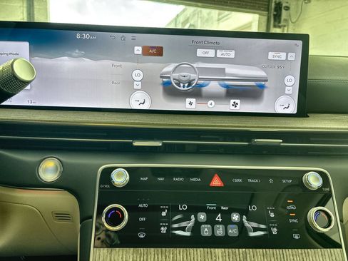 New 2026 Genesis GV80 2.5T Advanced AWD/4WD image 17