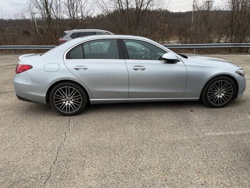 Used 2024 Mercedes-Benz C 300 4MATIC Sedan image 2