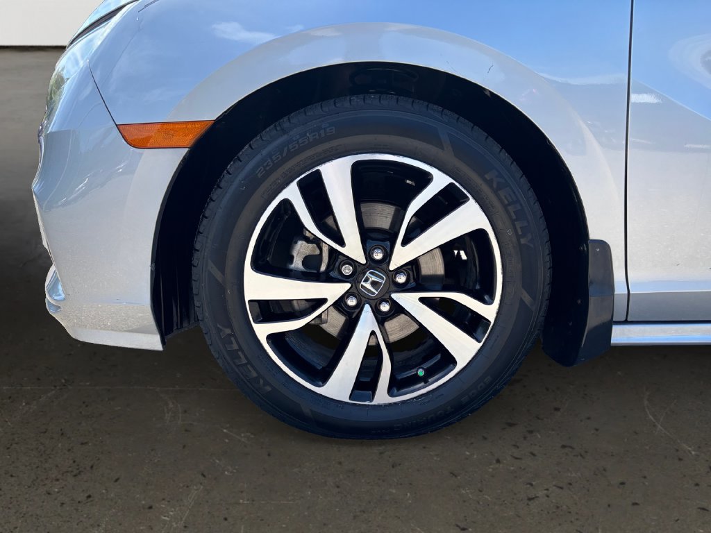 Used 2018 Honda Odyssey Elite image 10