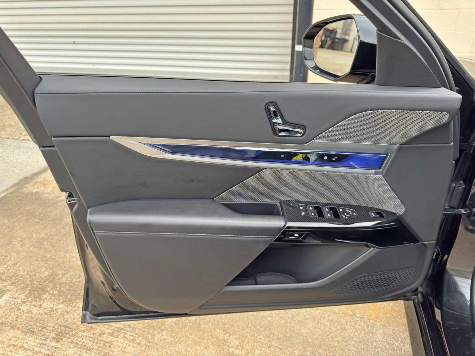 Used 2023 BMW 740i RWD image 55